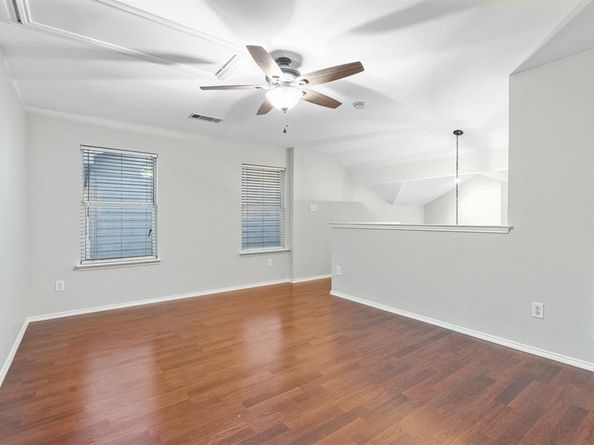 3521  Apple Valley Way , Dallas Texas 75227