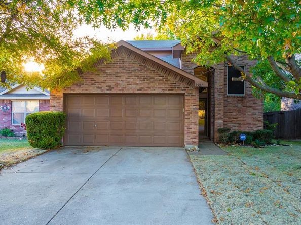 3521  Apple Valley Way , Dallas Texas 75227