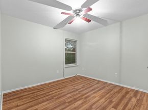 3521  Apple Valley Way , Dallas Texas 75227