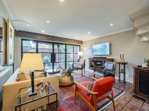 3631  Hawthorne Avenue , Dallas Texas 75219