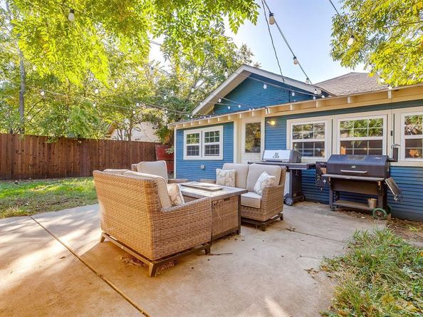 1220 W Arlington Avenue , Fort Worth Texas 76110