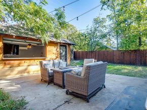 1220 W Arlington Avenue , Fort Worth Texas 76110