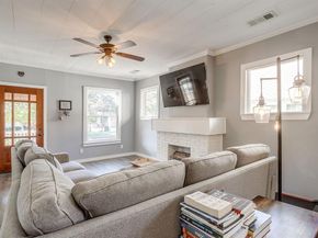 1220 W Arlington Avenue , Fort Worth Texas 76110