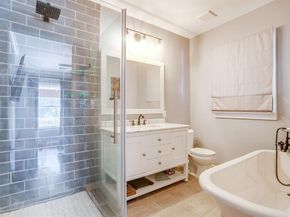 1220 W Arlington Avenue , Fort Worth Texas 76110