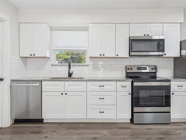 2126  Travis Drive , Carrollton Texas 75006