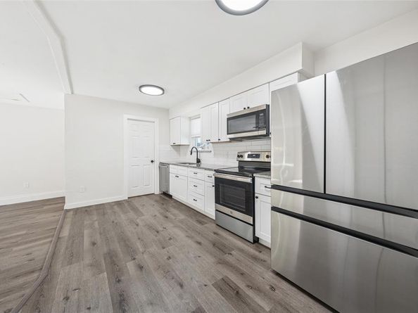 2126  Travis Drive , Carrollton Texas 75006