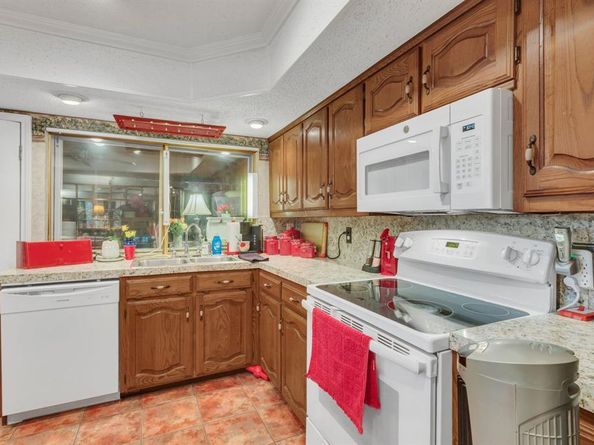 3817  Commonwealth Drive , Garland Texas 75043