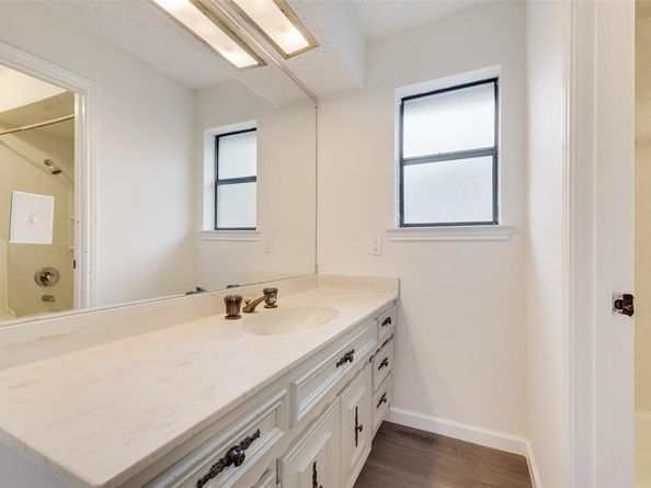 1735  Plummer Drive , Rockwall Texas 75087