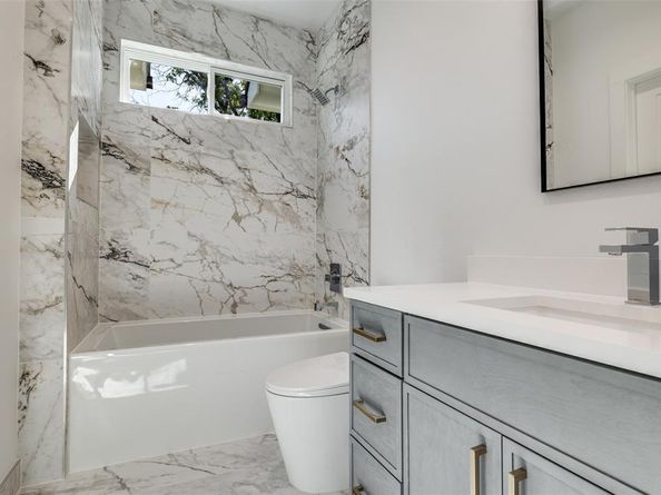 3842  Eaton Drive , Dallas Texas 75220