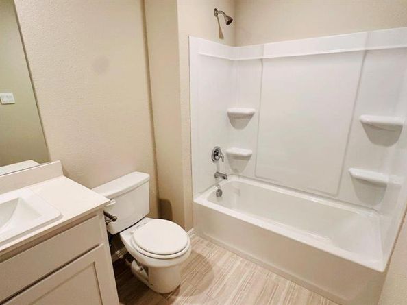 3016  PECAN FARM Lane , Fort Worth Texas 76140