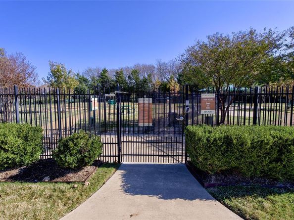 253  Vernon Drive , Fate Texas 75087