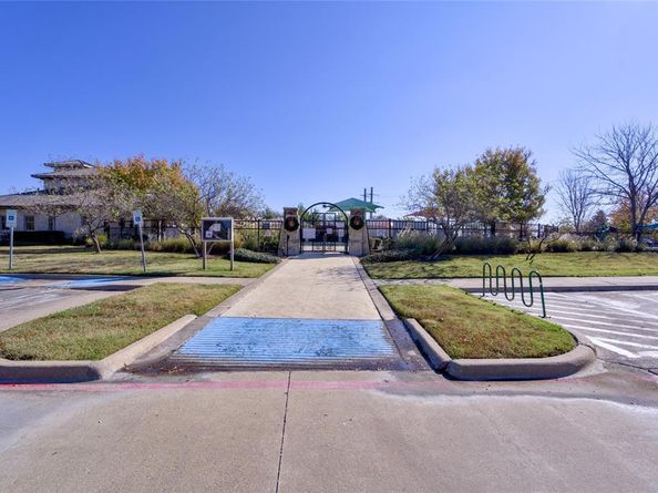 253  Vernon Drive , Fate Texas 75087