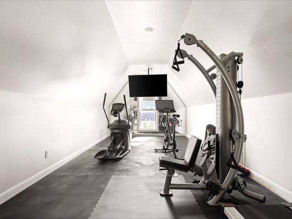 6828  Chevy Chase Avenue , Dallas Texas 75225