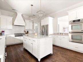 6828  Chevy Chase Avenue , Dallas Texas 75225