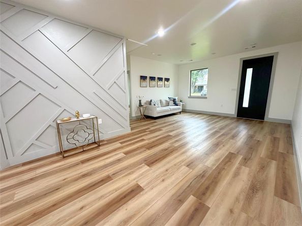 12120  Dandridge Drive , Dallas Texas 75243