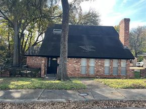2944  King Cole Drive , Dallas Texas 75216