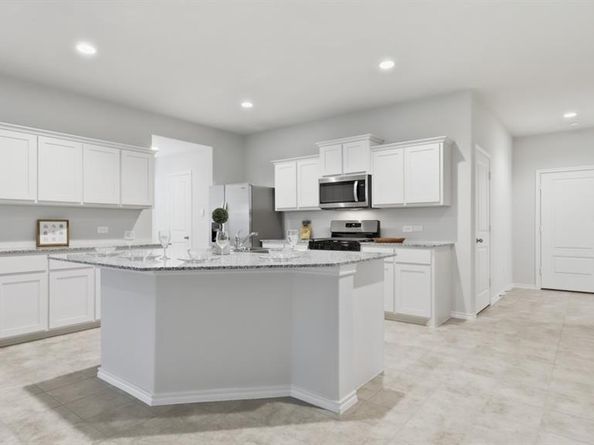 1760  GILLENS Avenue , Fort Worth Texas 76140