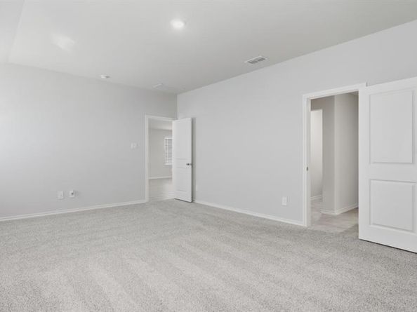 1760  GILLENS Avenue , Fort Worth Texas 76140