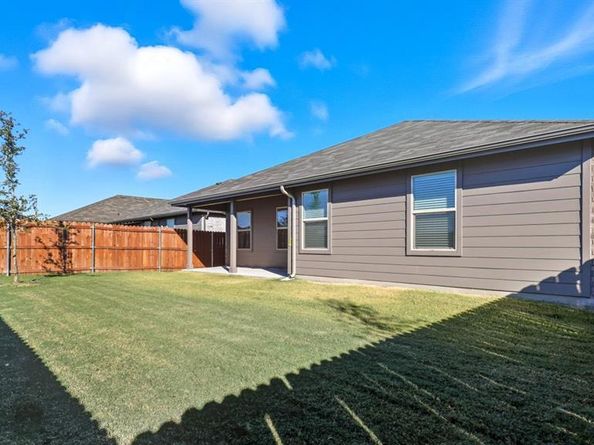 1760  GILLENS Avenue , Fort Worth Texas 76140