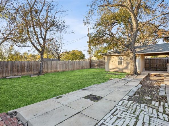 2903  MT VERNON Avenue , Fort Worth Texas 76103