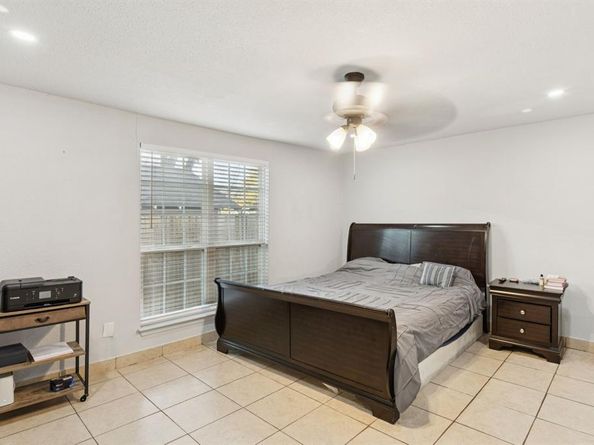 2903  MT VERNON Avenue , Fort Worth Texas 76103