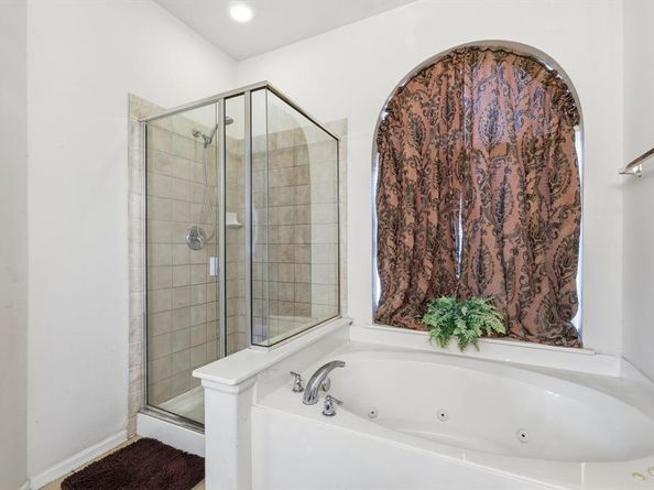 2812  Tranquilo Drive , Grand Prairie Texas 75054