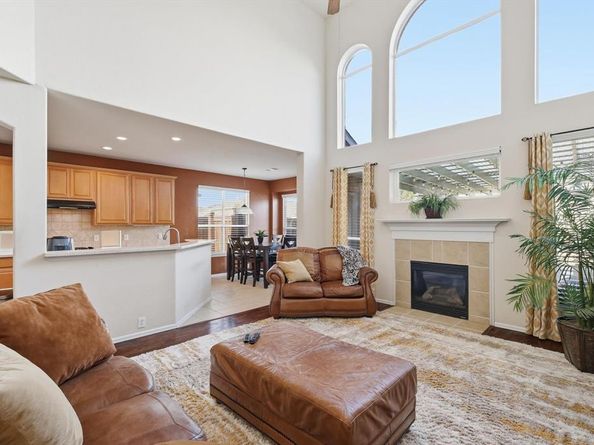 2812  Tranquilo Drive , Grand Prairie Texas 75054