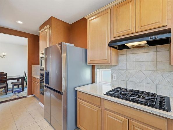 2812  Tranquilo Drive , Grand Prairie Texas 75054