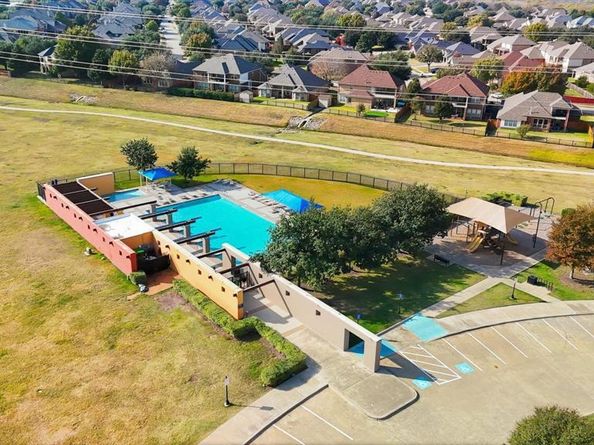 2812  Tranquilo Drive , Grand Prairie Texas 75054