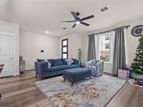 827  Crystal Oak Lane , Arlington Texas 76005