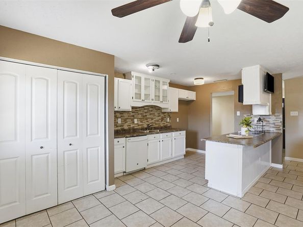 6520  Yarmouth Avenue , North Richland Hills Texas 76182