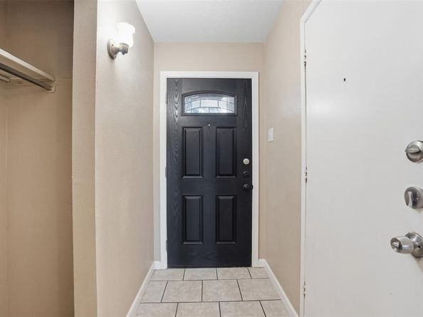 6520  Yarmouth Avenue , North Richland Hills Texas 76182