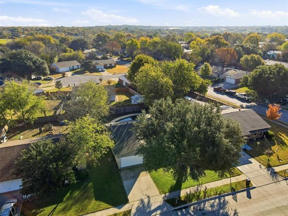 6520  Yarmouth Avenue , North Richland Hills Texas 76182