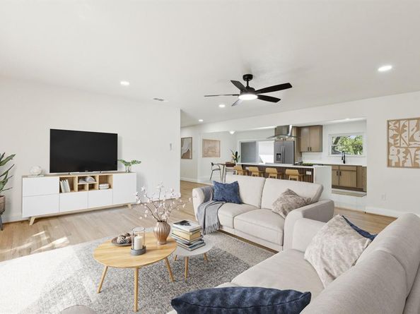 11329  Gatewood Place , Dallas Texas 75218