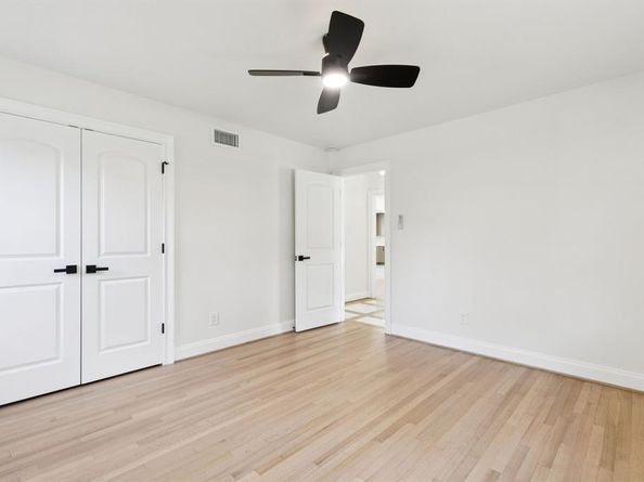 11329  Gatewood Place , Dallas Texas 75218