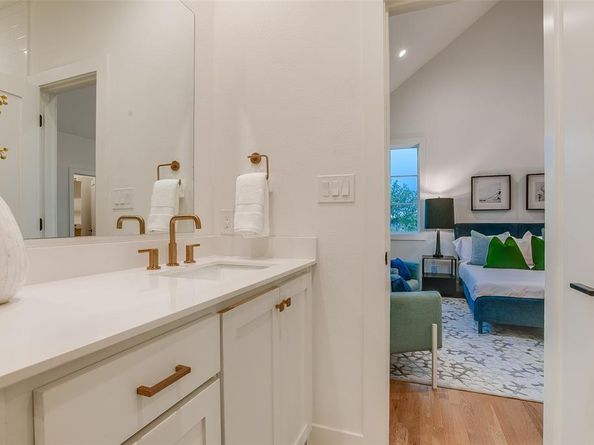 7207  Gaston Avenue  906, Dallas Texas 75206