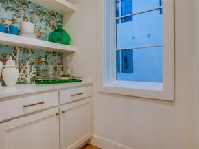 7207  Gaston Avenue  906, Dallas Texas 75206