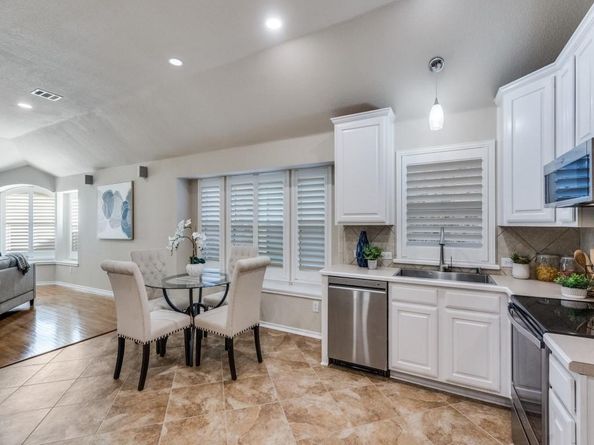 1732  Oak Brook Lane , Allen Texas 75002