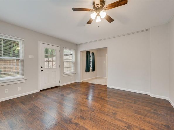 421 S Mcentire Court , White Settlement Texas 76108