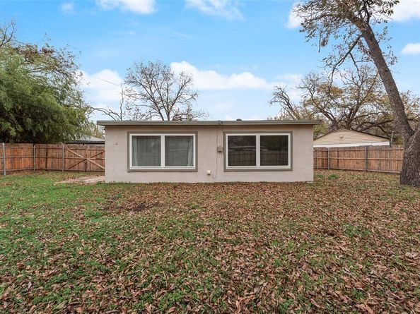 421 S Mcentire Court , White Settlement Texas 76108