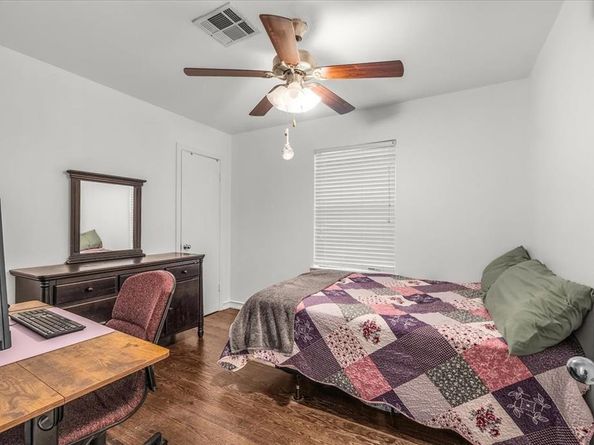 2120  Cambridge Drive , Irving Texas 75061