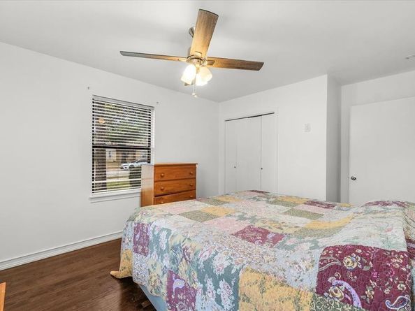 2120  Cambridge Drive , Irving Texas 75061