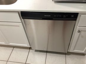 6930  Trailcrest Drive , Dallas Texas 75232