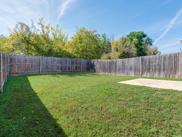 1413  Ravenwood Drive , Mansfield Texas 76063