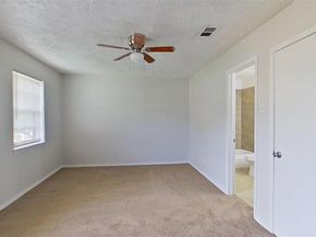 57 W Townhouse Lane  18, Grand Prairie Texas 75052