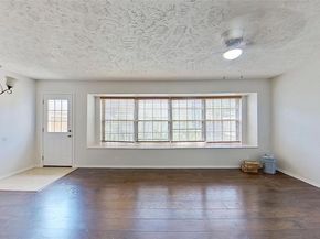 57 W Townhouse Lane  18, Grand Prairie Texas 75052