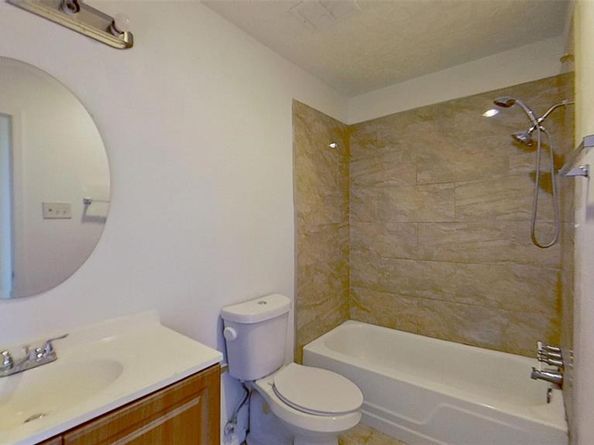 57 W Townhouse Lane  18, Grand Prairie Texas 75052