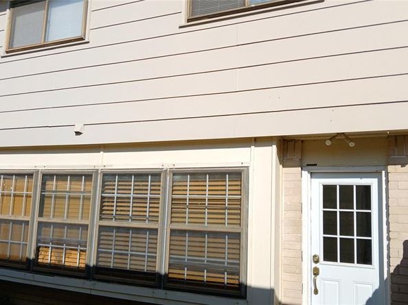 57 W Townhouse Lane  18, Grand Prairie Texas 75052