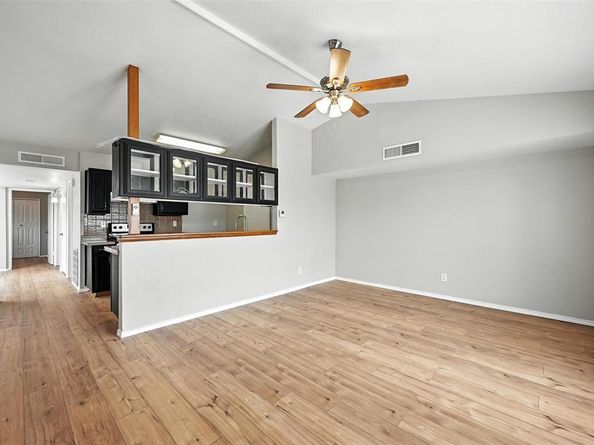 6076  Dooley Drive , The Colony Texas 75056