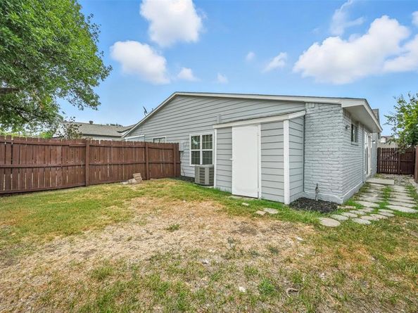 6076  Dooley Drive , The Colony Texas 75056